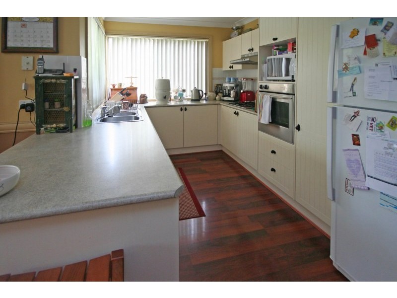 1 Horseman Place, Currans Hill NSW 2567