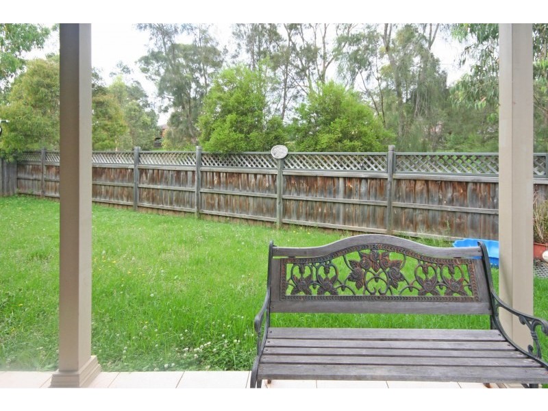 1 Horseman Place, Currans Hill NSW 2567