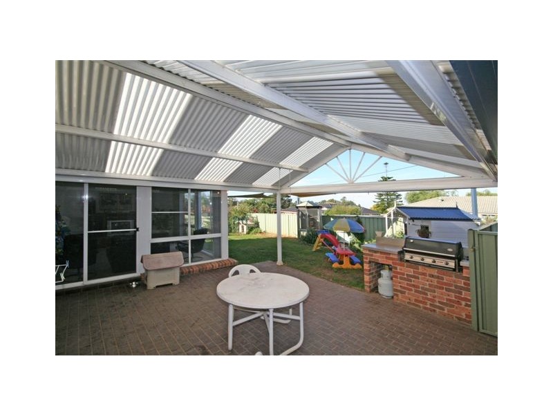 8 Moore Road, Oakdale NSW 2570