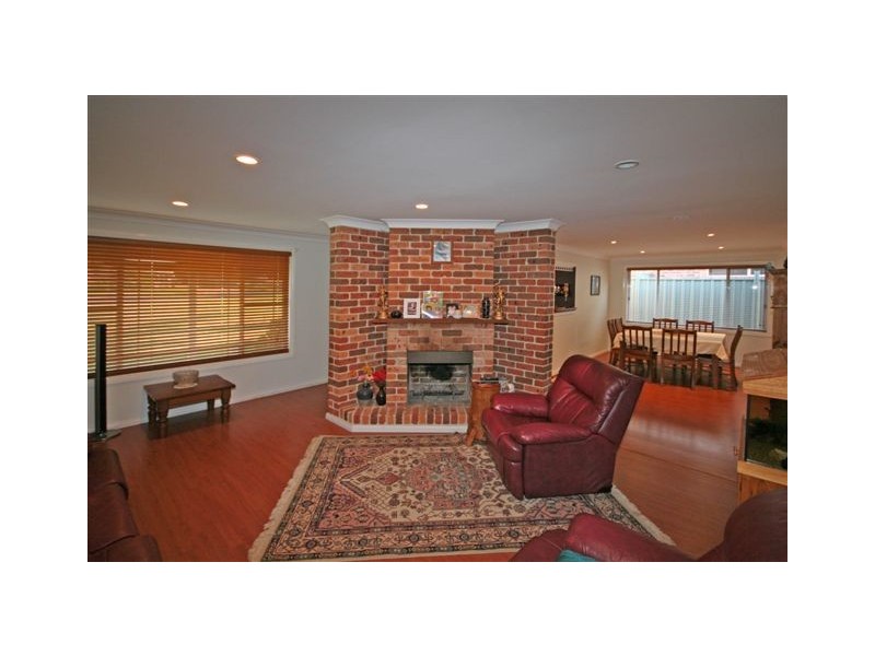 8 Moore Road, Oakdale NSW 2570