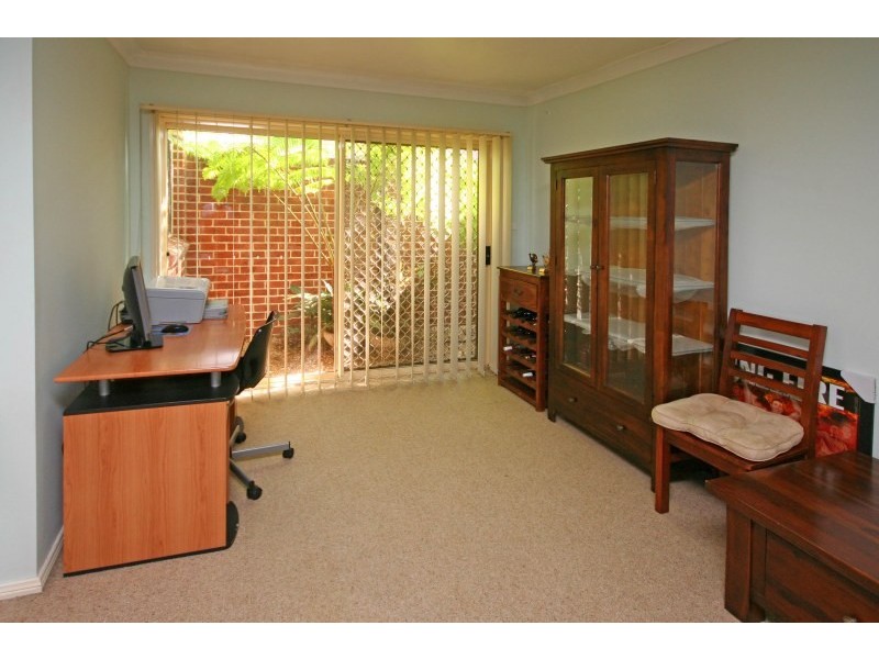 13 Morshead Road, Mount Annan NSW 2567