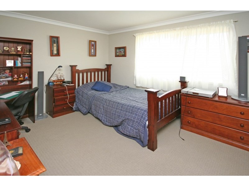 4 Adams Circuit, Elderslie NSW 2570