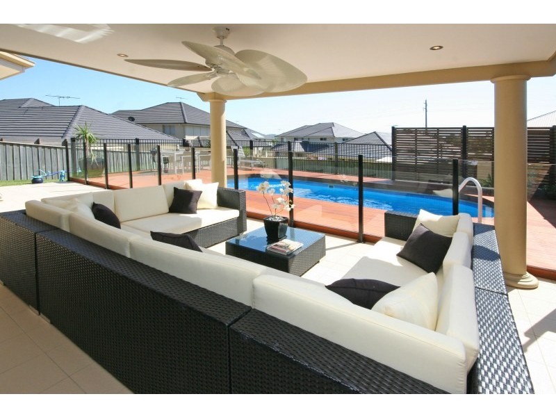 9 Grimes Avenue, Elderslie NSW 2570