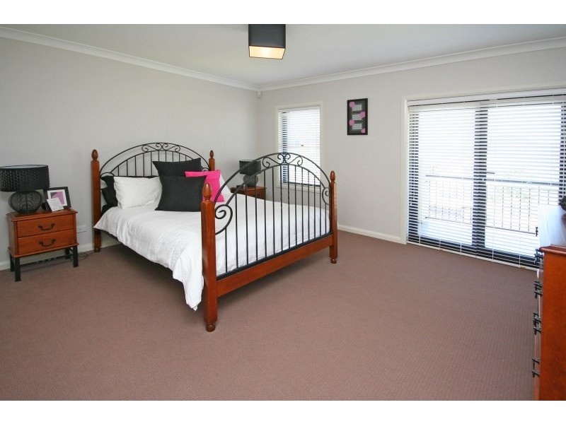 9 Grimes Avenue, Elderslie NSW 2570