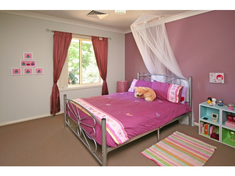 24 Lamond Common, Camden Park NSW 2570