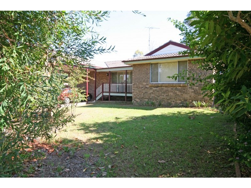 5 Edward Street, The Oaks NSW 2570