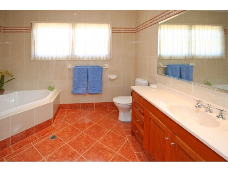 28 Tobin Avenue, Camden Park NSW 2570