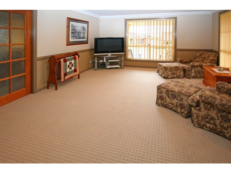4 Dormer Close, Elderslie NSW 2570