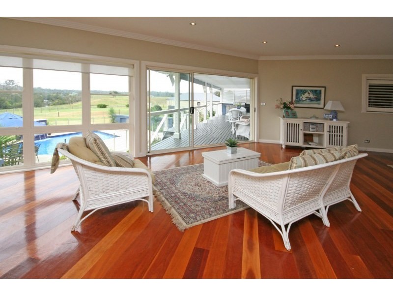 73 Sunnyside Drive, Ellis Lane NSW 2570