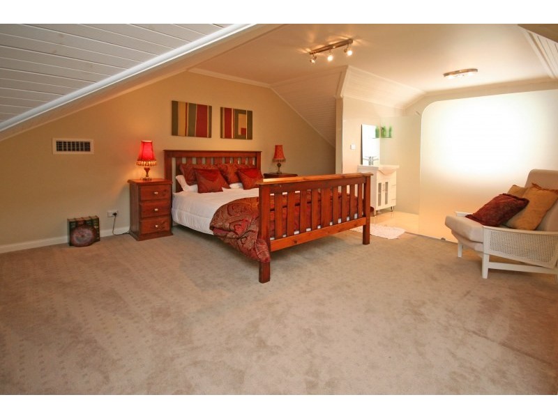 73 Sunnyside Drive, Ellis Lane NSW 2570