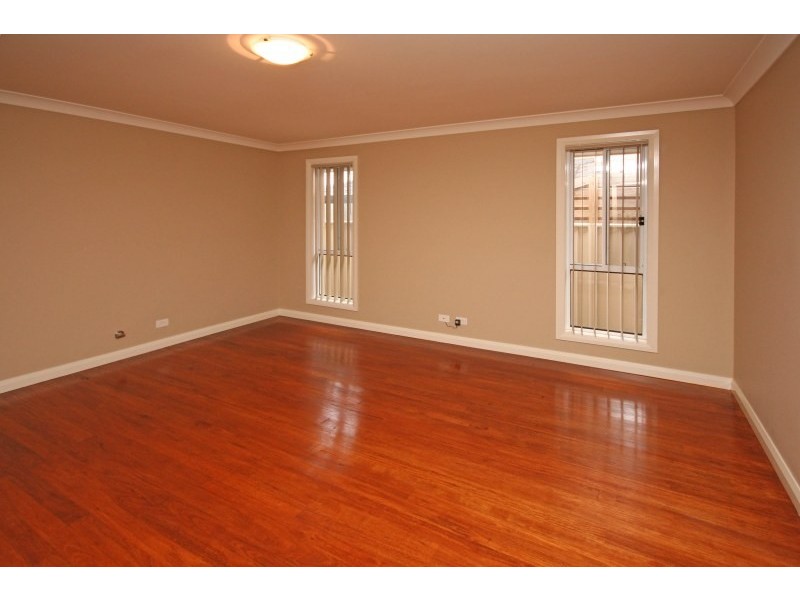 95 Sir Warwick Fairfax Drive, Harrington Park NSW 2567