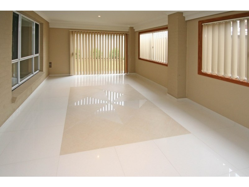 95 Sir Warwick Fairfax Drive, Harrington Park NSW 2567