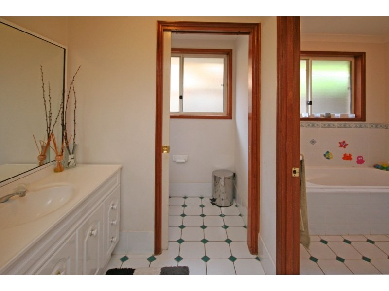 51 Glenfield Drive, Currans Hill NSW 2567