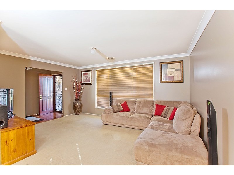 7 Coopworth Road, Elderslie NSW 2570