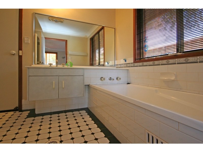 14 Weeks Place, Narellan Vale NSW 2567