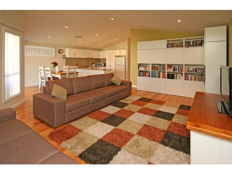 17 Budgen Circuit, Harrington Park NSW 2567
