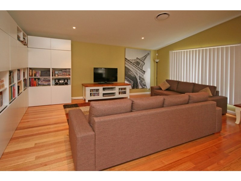 17 Budgen Circuit, Harrington Park NSW 2567