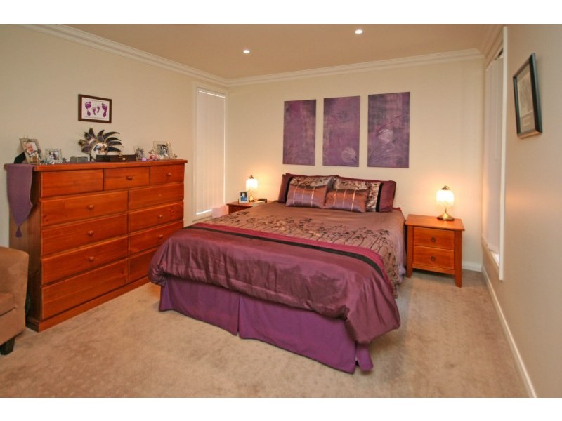 17 Budgen Circuit, Harrington Park NSW 2567