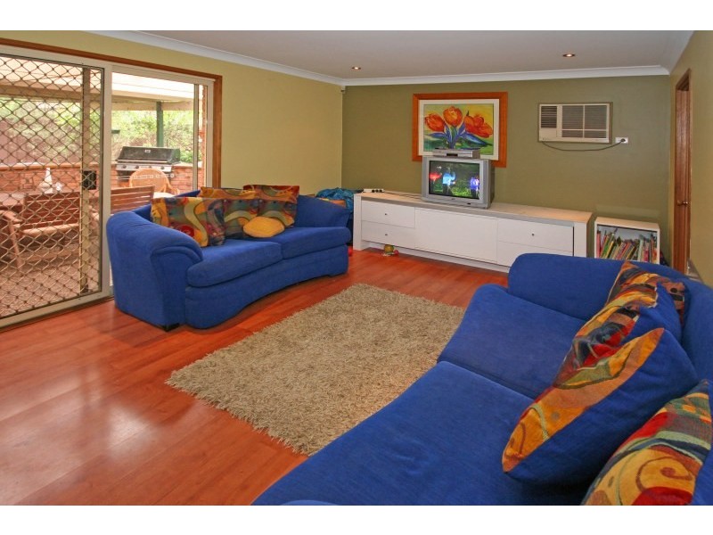 4 Mowatt Street, Narellan NSW 2567