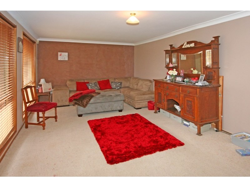 4 Mowatt Street, Narellan NSW 2567