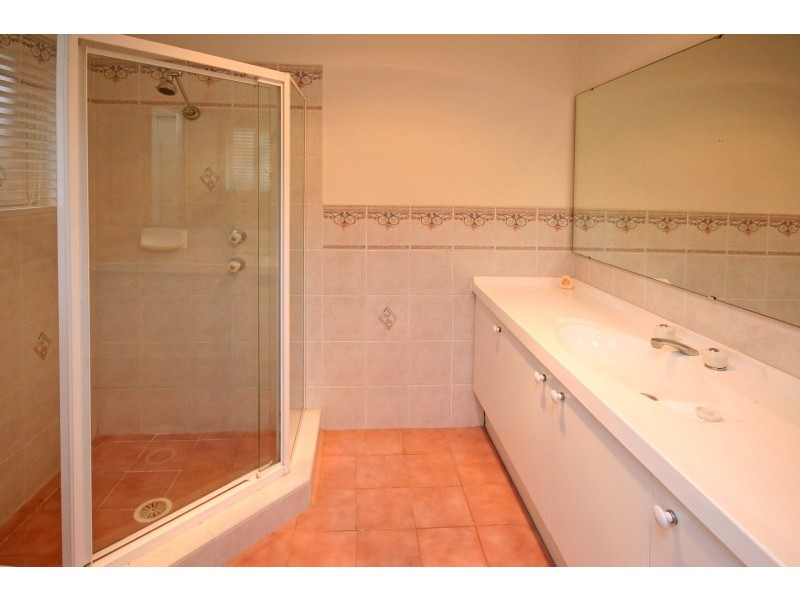 15 Crystal Way, Mount Annan NSW 2567