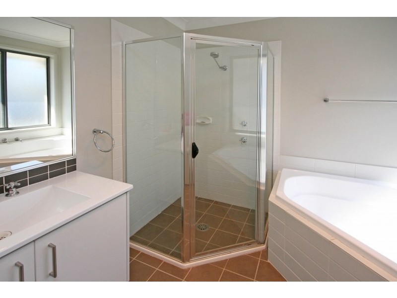 198 Richardson Road, Spring Farm NSW 2570