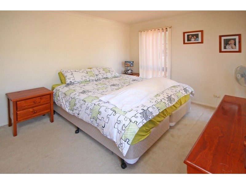 12 Lowe Crescent, Elderslie NSW 2570