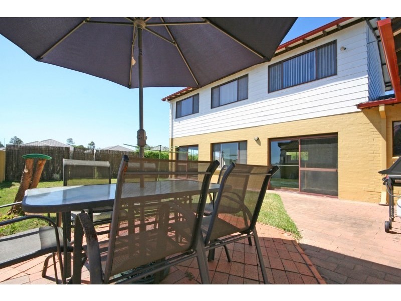 12 Lowe Crescent, Elderslie NSW 2570