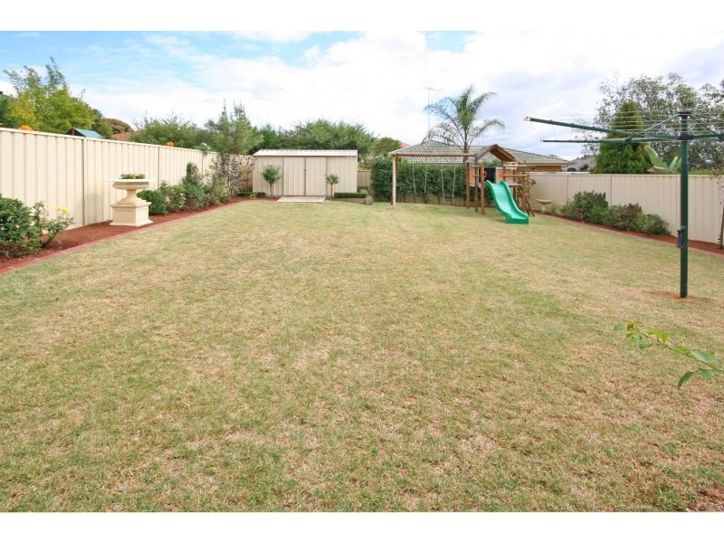 39 Banksia Road, Mount Annan NSW 2567