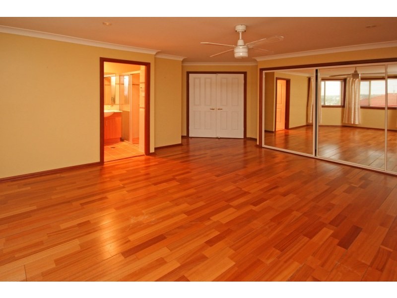 18 Mannix Court, Harrington Park NSW 2567