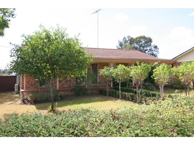 33 Peppercorn Avenue, Mount Hunter NSW 2570