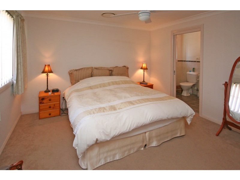 32 Folkes Street, Elderslie NSW 2570