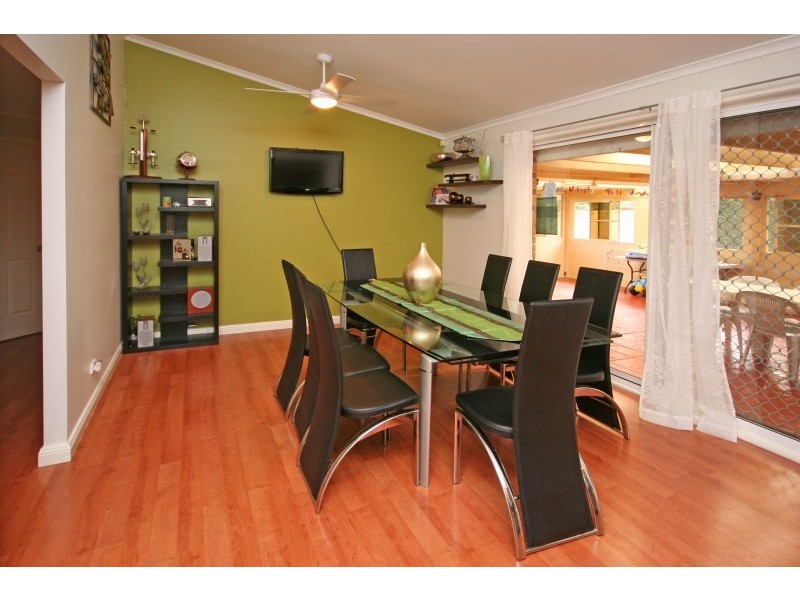 238 Welling Drive, Mount Annan NSW 2567