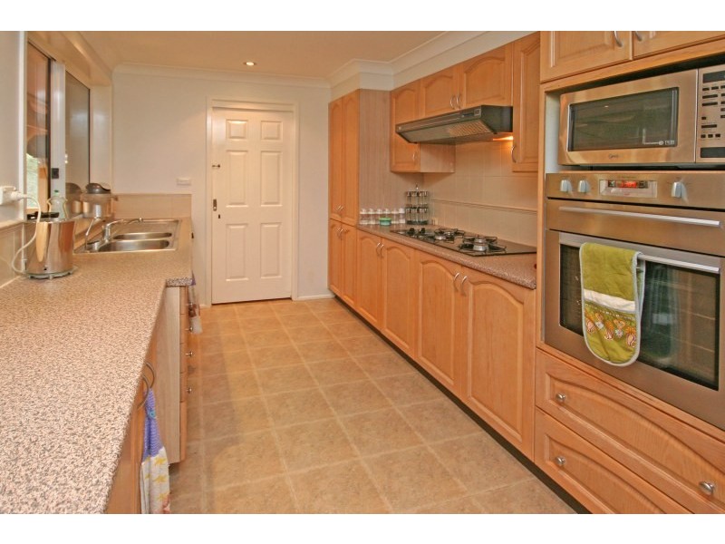 238 Welling Drive, Mount Annan NSW 2567