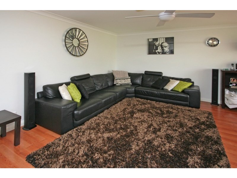 238 Welling Drive, Mount Annan NSW 2567