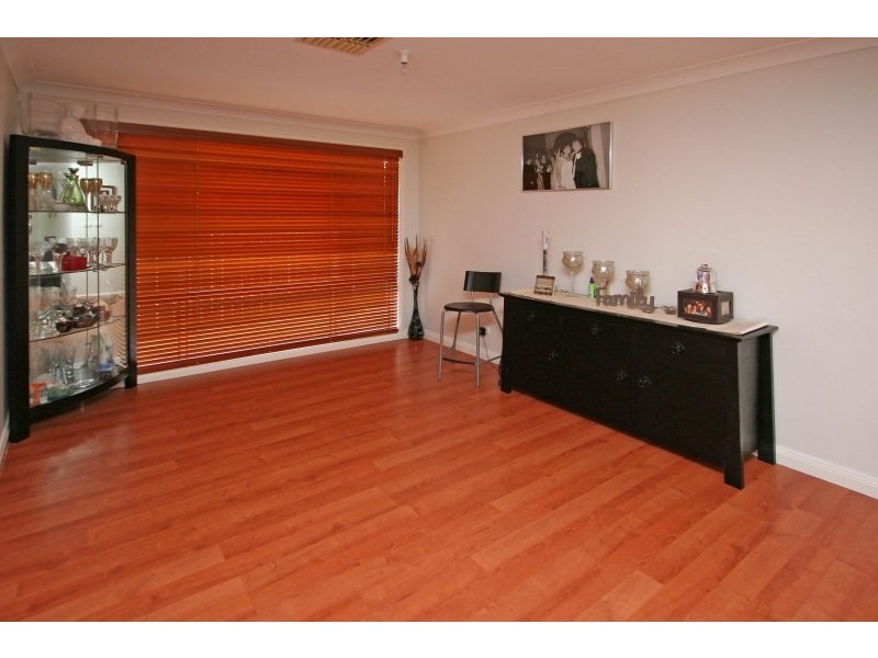 238 Welling Drive, Mount Annan NSW 2567