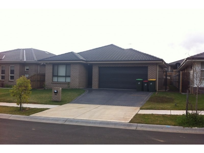 64 Hampshire Boulevard, Spring Farm NSW 2570