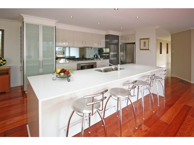 38 Minorca Circuit, Spring Farm NSW 2570