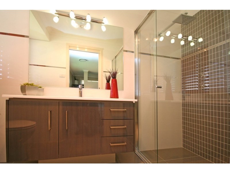 38 Minorca Circuit, Spring Farm NSW 2570