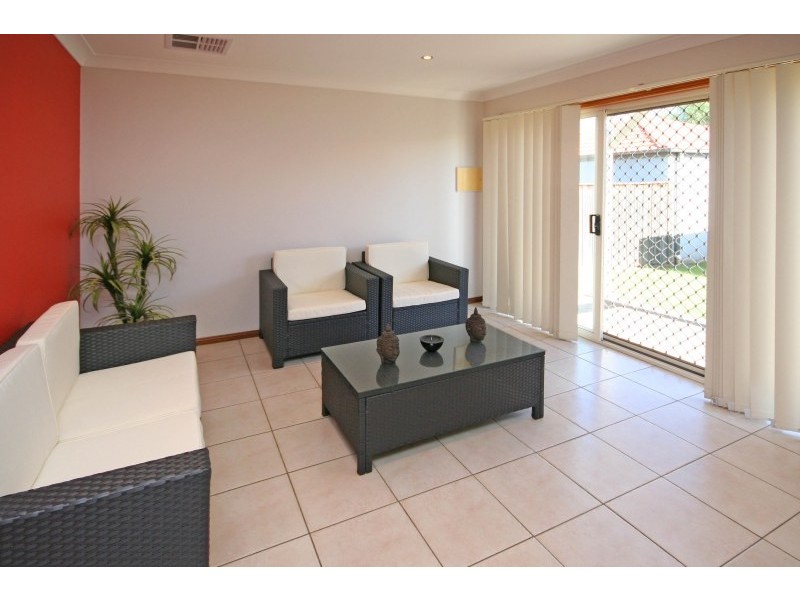 57 Spring Hill Circle, Currans Hill NSW 2567