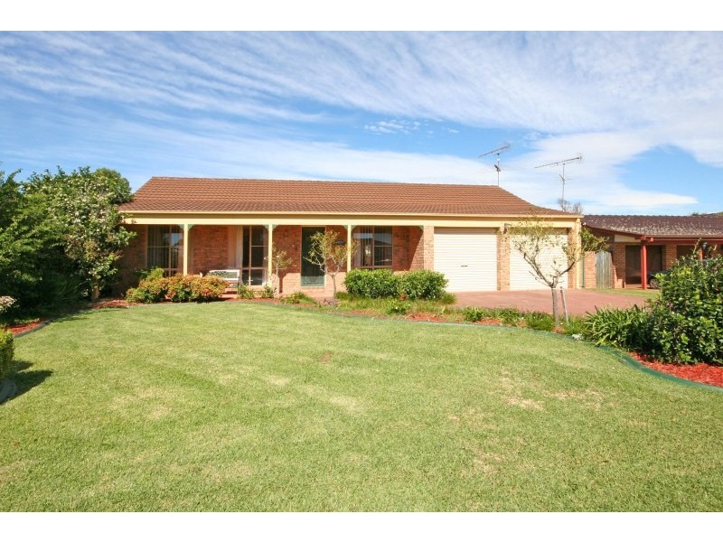 3 West Place, Camden South NSW 2570