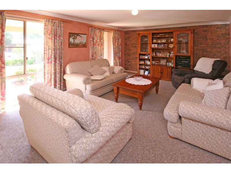 3 West Place, Camden South NSW 2570