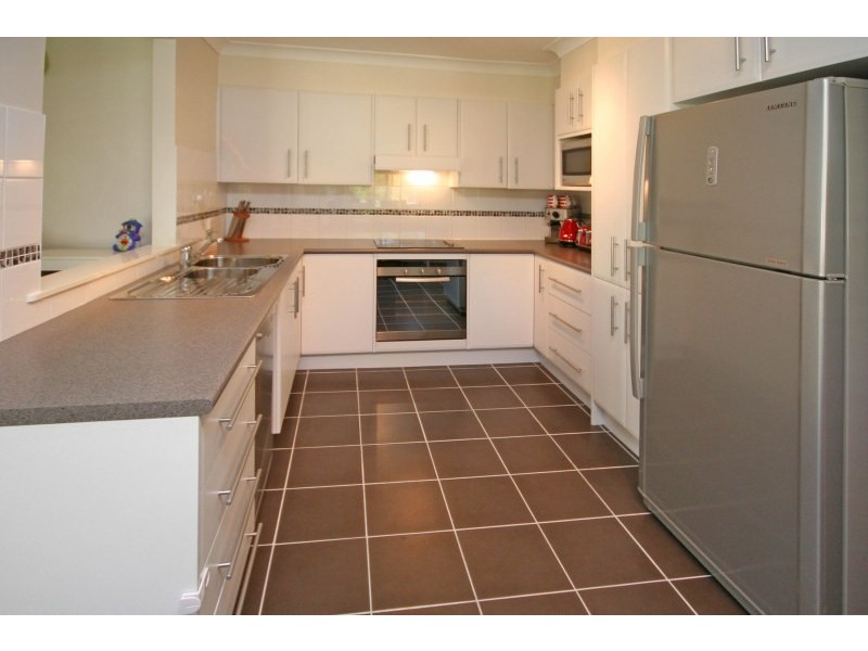 20 Banks Place, Camden South NSW 2570