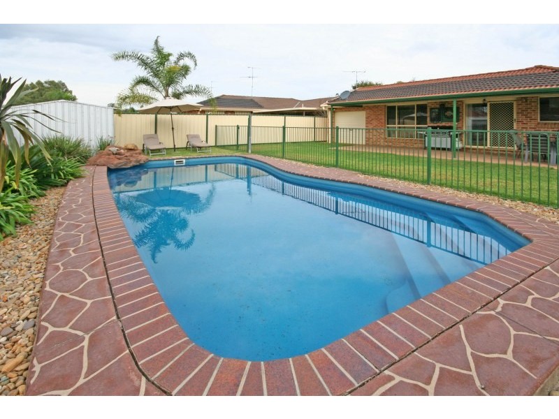 77 Paddymiller Avenue, Currans Hill NSW 2567