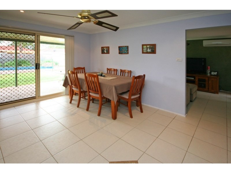 77 Paddymiller Avenue, Currans Hill NSW 2567