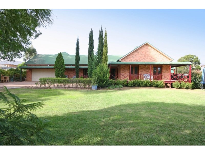 335 Remembrance Drive, Camden Park NSW 2570