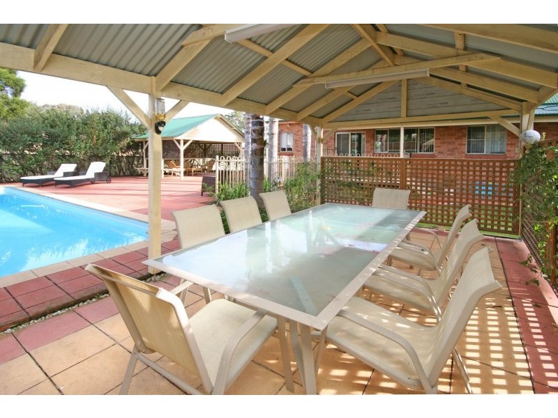 335 Remembrance Drive, Camden Park NSW 2570