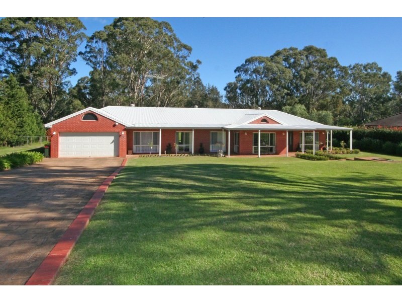 42 Cawdor Farms Road, Grasmere NSW 2570