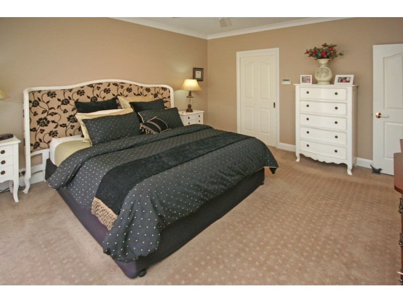 42 Cawdor Farms Road, Grasmere NSW 2570