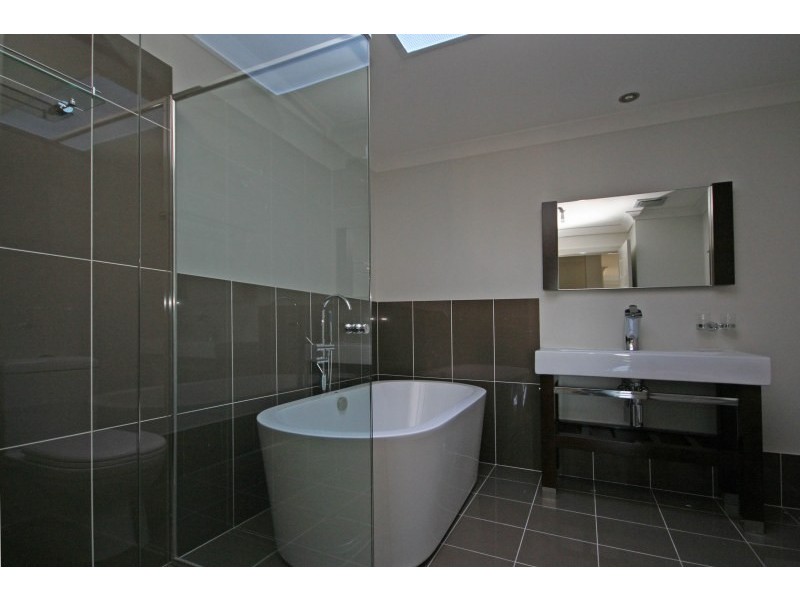 6 Balzer Street, Camden Park NSW 2570